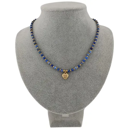 Naszyjnik z kamieni naturalnych lapis lazuli z serduszkiem ze stali chirurgicznej
