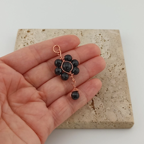 Zawieszka wisiorek z miedzi i kamieni naturalnych onyks w technice wire wrapping Zawieszka wisiorek z miedzi i kamieni naturalnych onyks w technice wire wrapping